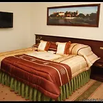 Dworek Magnat 3*