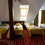 Dworek Magnat 3* Modlniczka