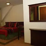 Dworek Magnat 3* Modlniczka