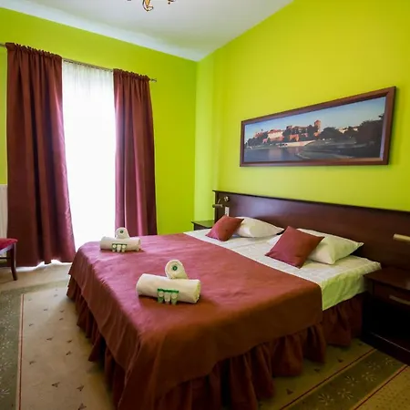 فندق مبيت وإفطار Dworek Magnat