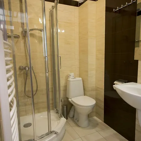 Dworek Magnat فندق مبيت وإفطار 3*