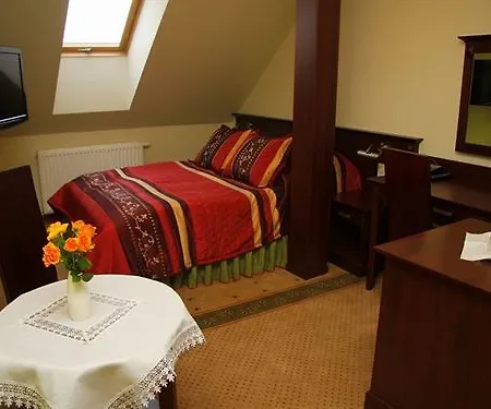 Nocleg ze śniadaniem Dworek Magnat 3*