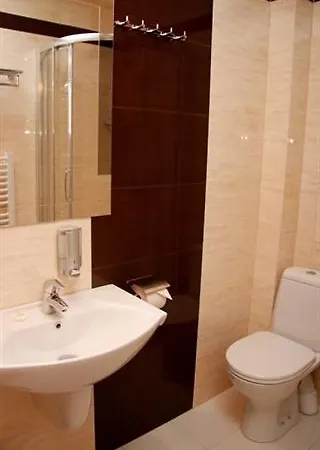 فندق مبيت وإفطار Dworek Magnat