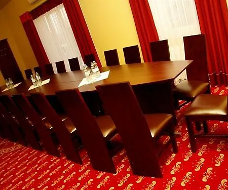 Nocleg ze śniadaniem Dworek Magnat Modlniczka