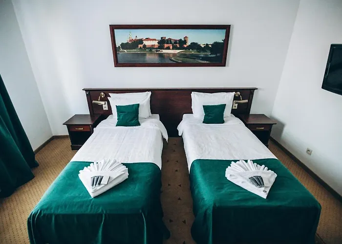 Bed & Breakfast Dworek Magnat 3*