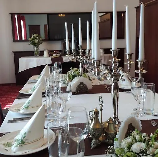 Dworek Magnat Bed & Breakfast