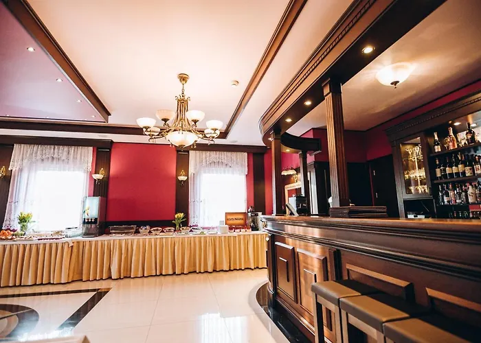 Dworek Magnat Bed & Breakfast