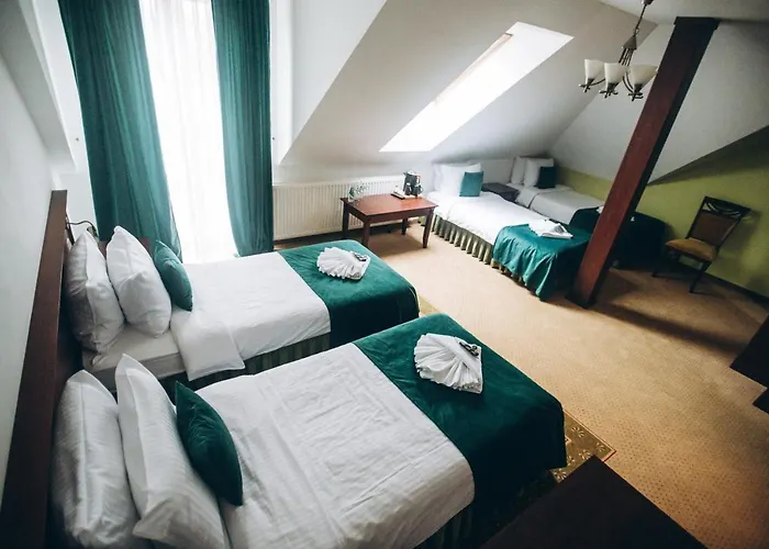 Dworek Magnat Bed & Breakfast Modlniczka