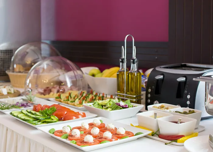 לינה וארוחת בוקר Dworek Magnat מודליניצ'קה