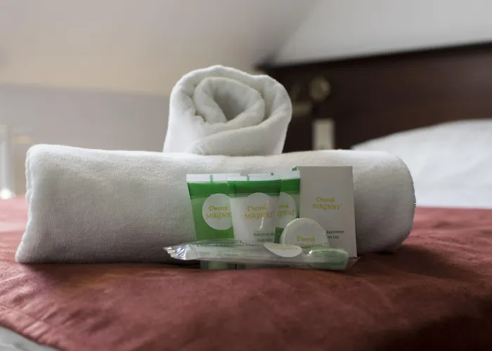 לינה וארוחת בוקר Dworek Magnat 3*