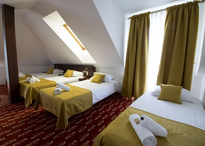 Dworek Magnat Bed & Breakfast 3*