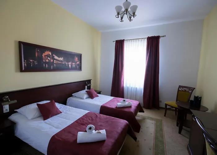 Bed and breakfast Dworek Magnat 3*